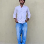 Professional digital marketing consultant profile image